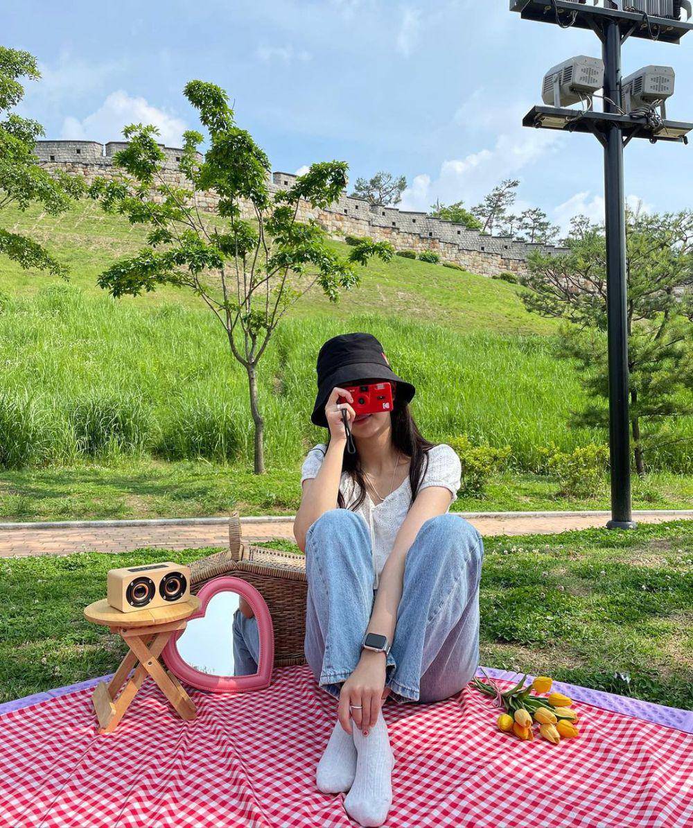 Kim So Hyun (instagram.com/wow_kimsohyun)