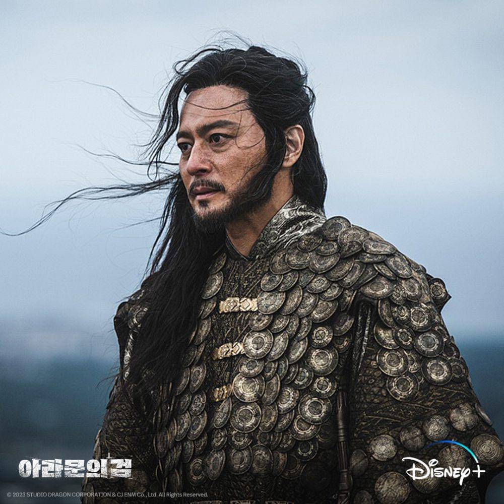 Jang Dong Gun di drama Arthdal Chronicles: The Sword of Aramoon (instagram.com/disneypluskr)