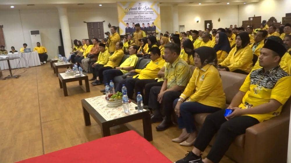 Caleg Partai Golkar di Dapil VI RI saat mendapatkan arahan. IDN Times/ Bramanta Pamungkas