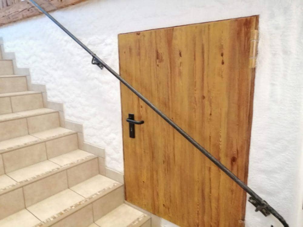 potret desain pintu konsep gak jelas (reddit.com/user/Sarkasmus-detektor)