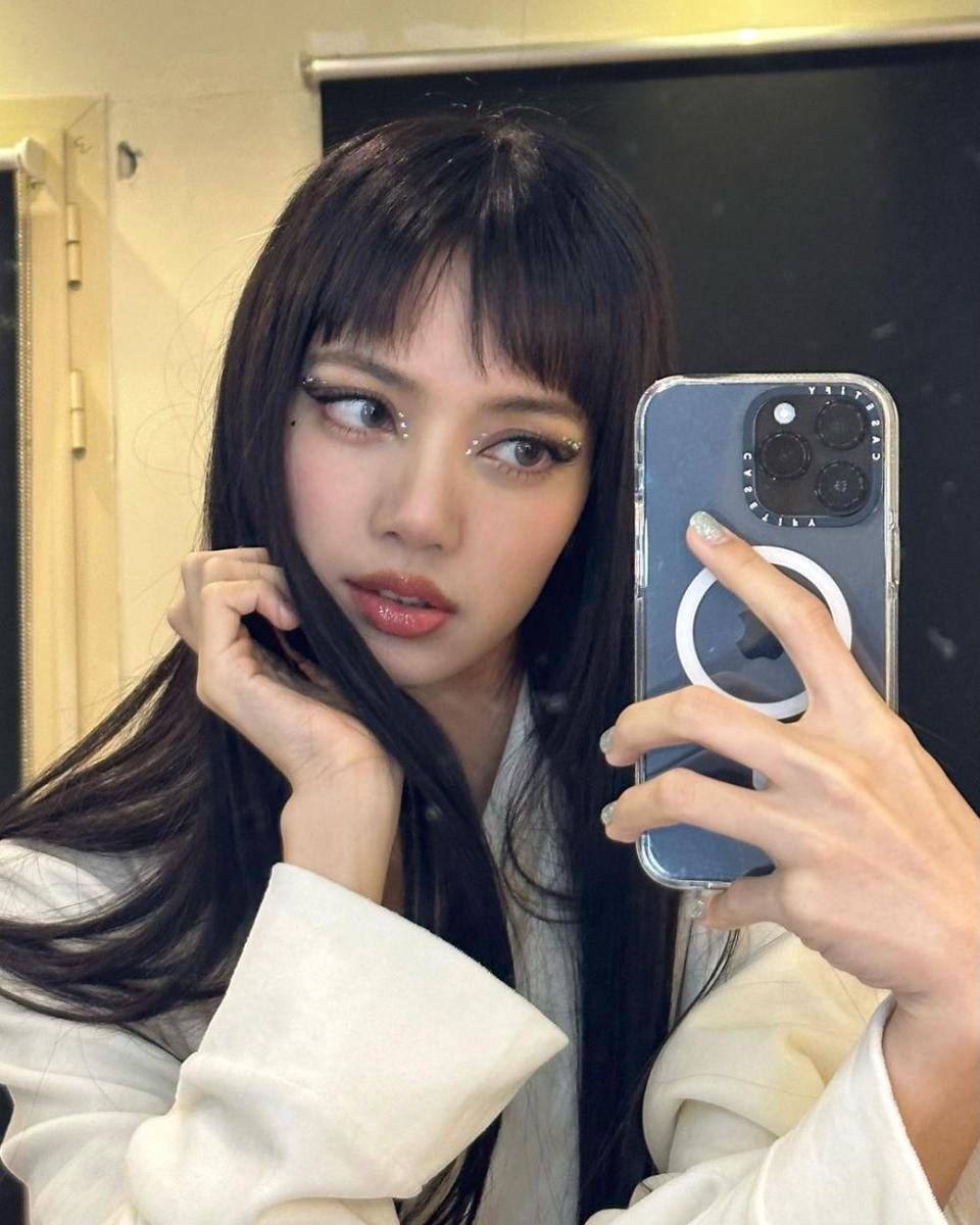 make up Lisa BLACKPINK (instagram.com/lalalalisa_m)
