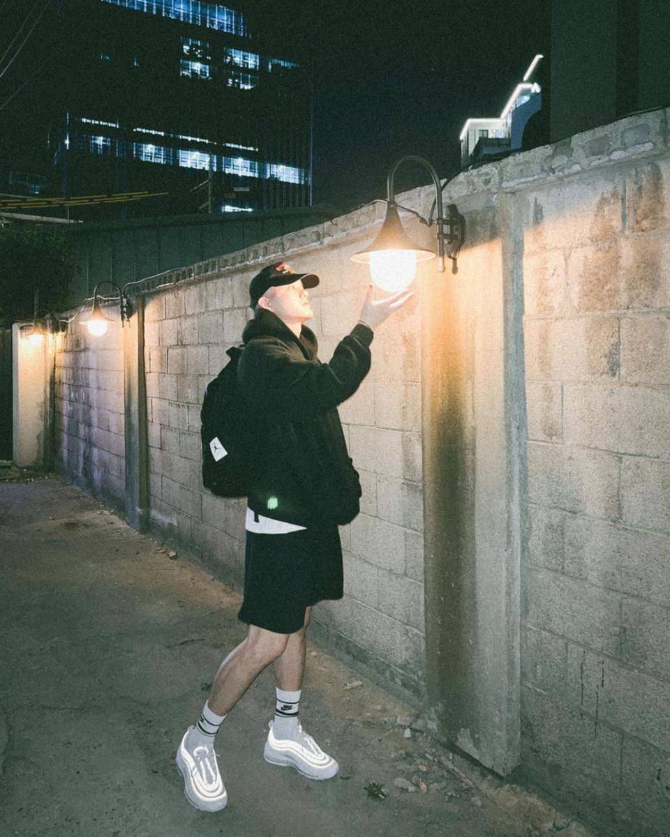 potret Peniel BTOB (instagram.com/btobpeniel)