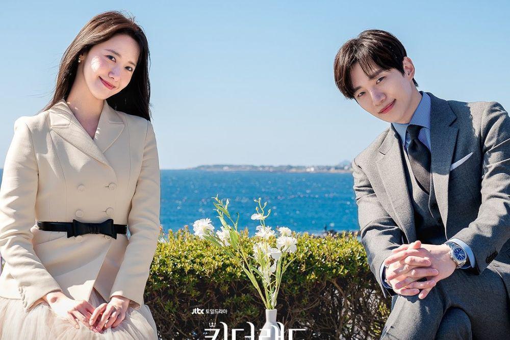9 Momen Kebersamaan Yoona dan Junho di Balik Layar King the Land, Uwu!