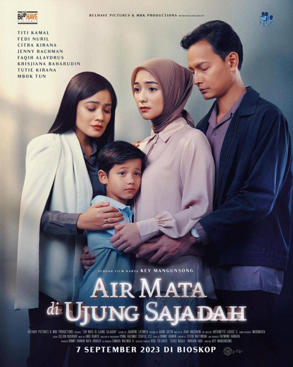 poster film Air Mata di Ujung Sajadah (instagram.com/airmatadiujungsajadahfilm)