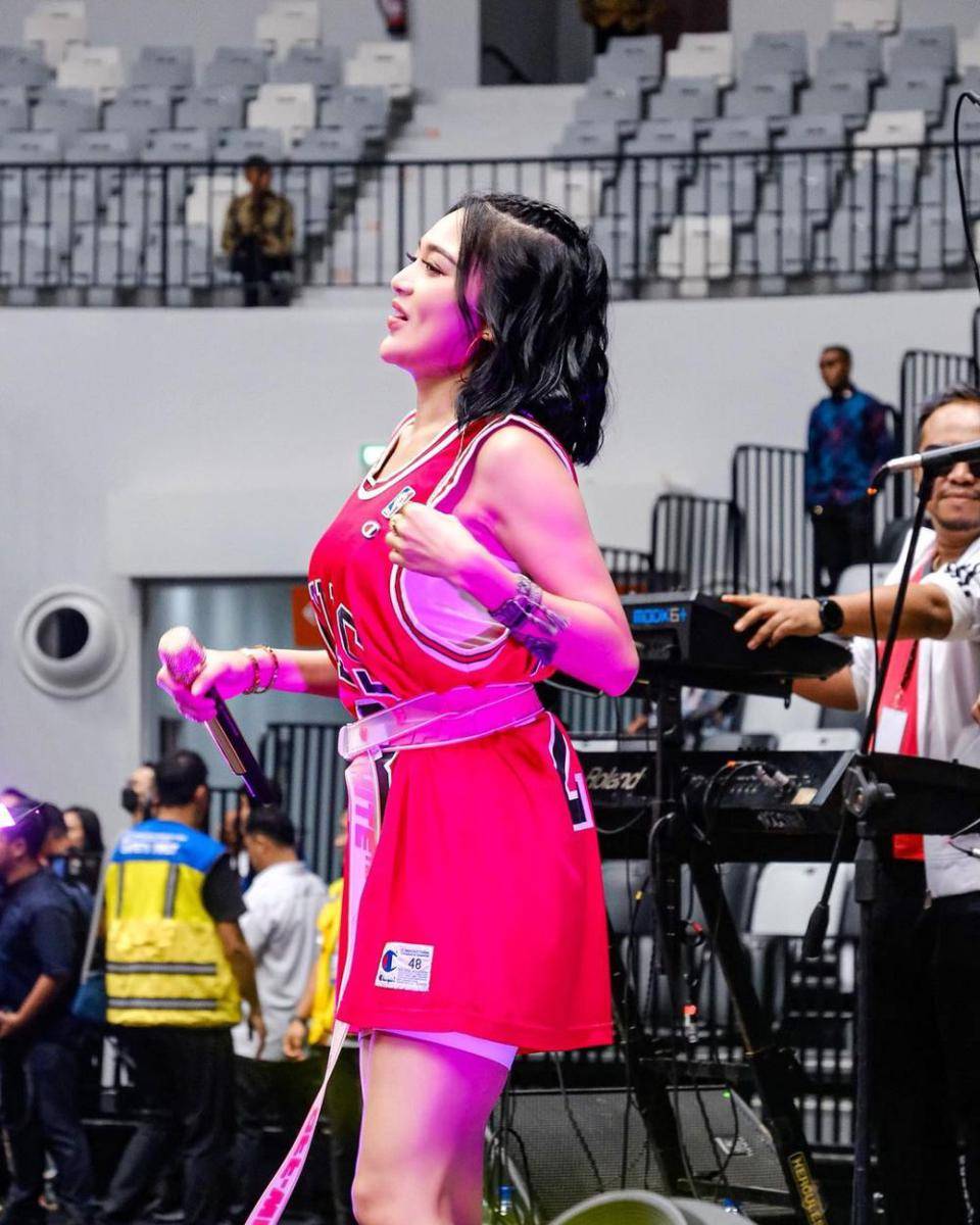 potret Wika Salim di peresmian Indonesia Arena (instagram.com/wikasalim)