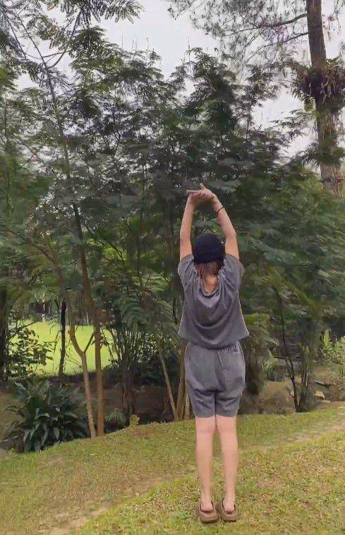 Ayu Ting Ting ikut kamping (Instagram.com/ayutingting92)
