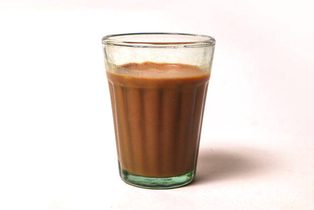 ilustrasi teh tarik (vecteezy.com/nileshbirhade)