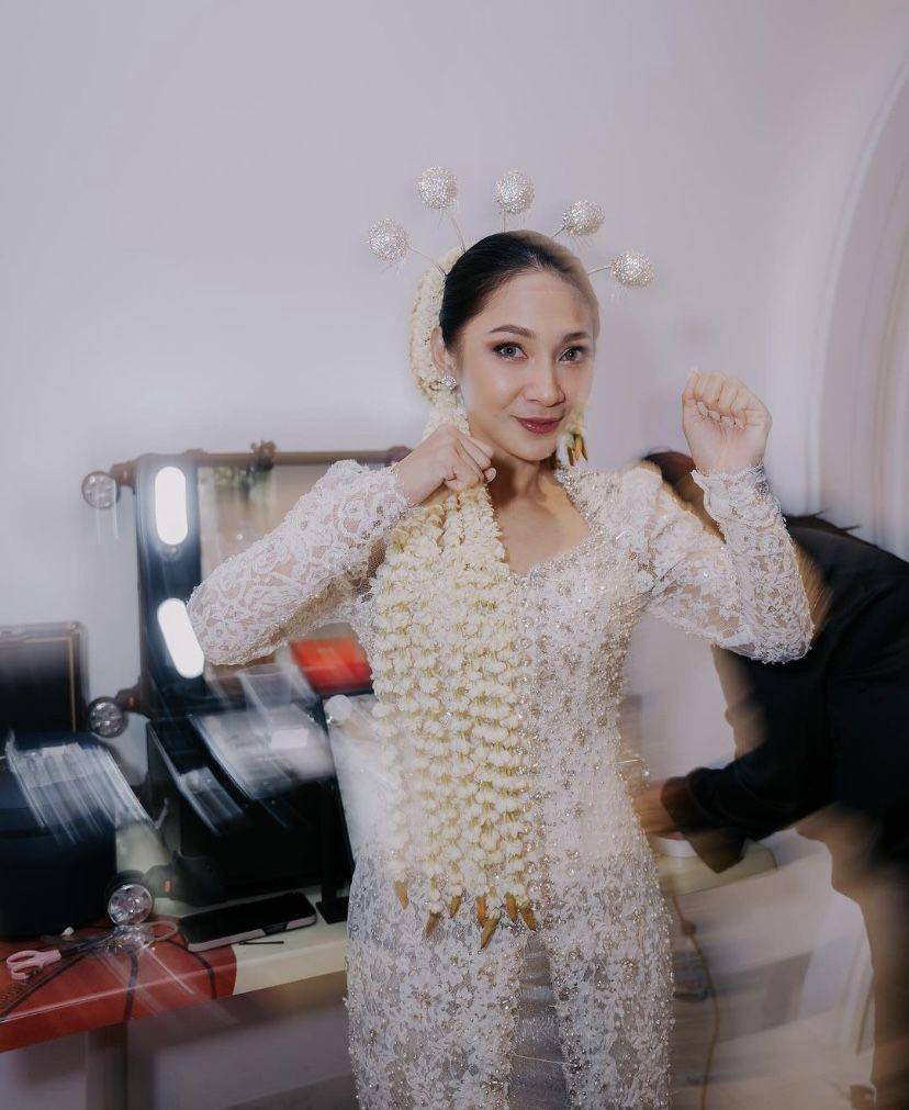 potret akad nikah Dinda Kirana dan Jonathan Frizzy (Instagram.com/dindakirana.s)