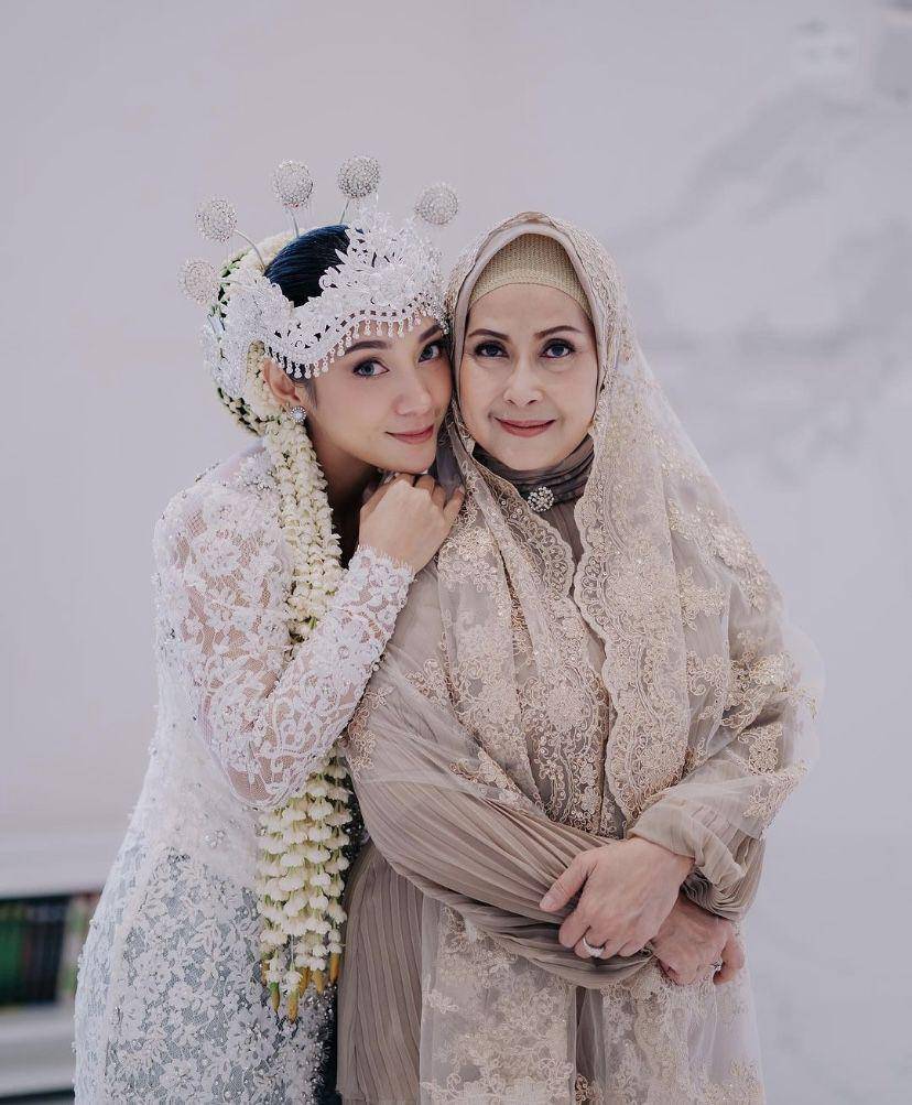 potret akad nikah Dinda Kirana dan Jonathan Frizzy (Instagram.com/dindakirana.s)