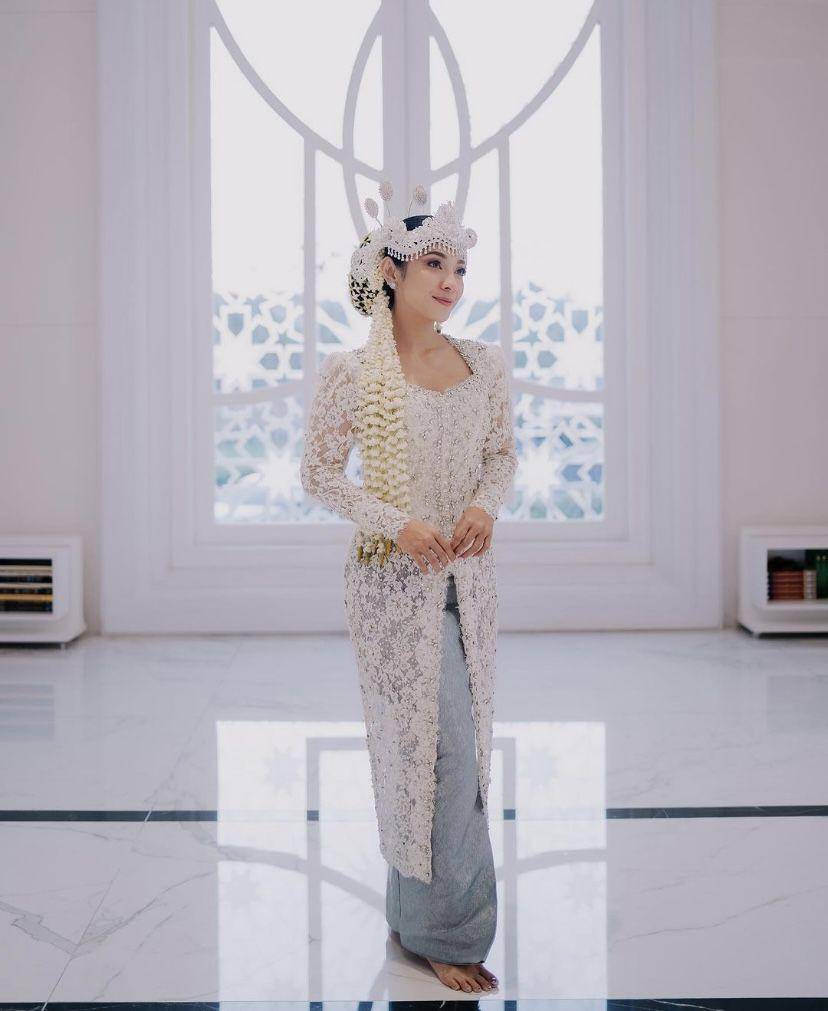 potret akad nikah Dinda Kirana dan Jonathan Frizzy (Instagram.com/dindakirana.s)