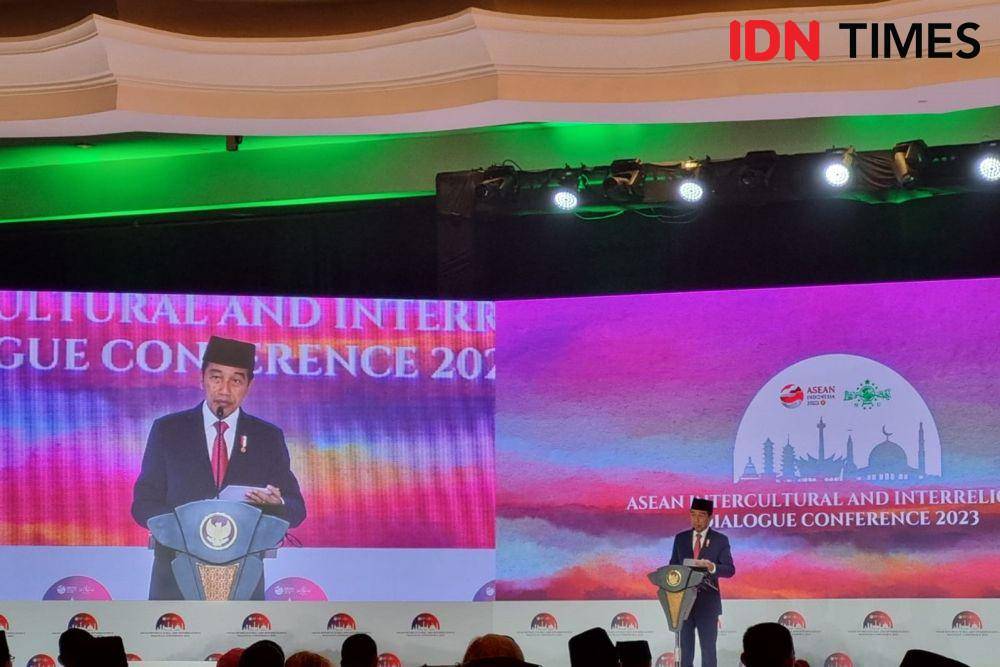 Presiden Jokowi hadir di acara International Intercultural and Interreligious Dialogue Conference, Jakarta (7/8/2023). (IDN Times/Ilman Nafi'an)