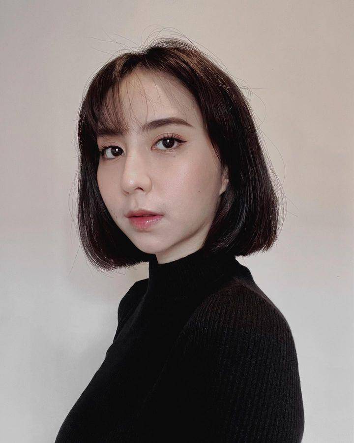 gaya rambut wajah oval (instagram.com/clairineclay)