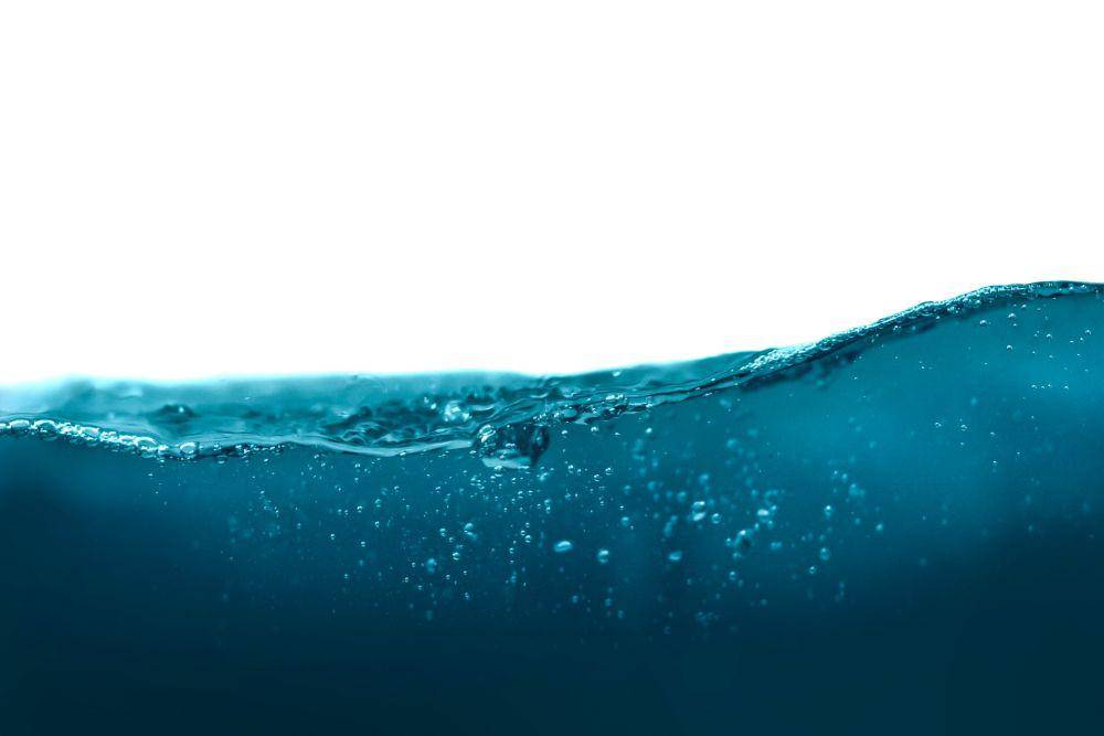 ilustrasi air minum (unsplash.com/Jong Marshes)