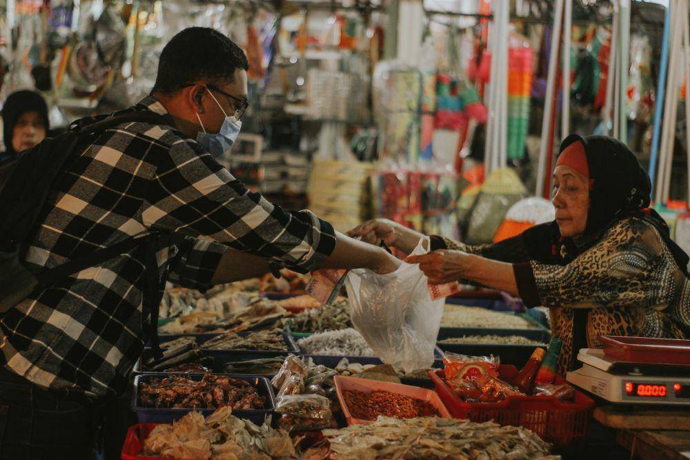 Ilustrasi pasar tradisional (unsplash.com/Falaq Lazuardi)