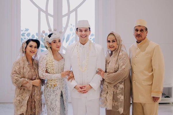 Cek Fakta, Benarkah Dinda Kirana Menikah dengan Jonathan Frizzy?
