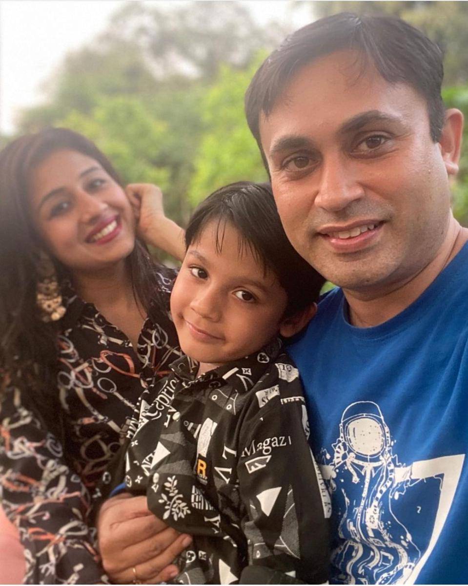 Potret Paridhi Sharma pemeran ratu Jodha bersama suami dan anak(instagram.com/paridhiofficial)