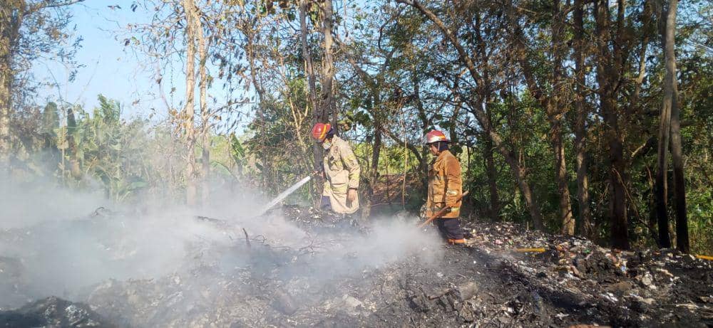 Kebakaran lahan di Busing, Guwosari, Pajangan, Bantul. (Dok. Polres Bantul)