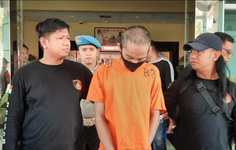 Kejiwaan Ayah yang Bunuh Anak Tiri Normal