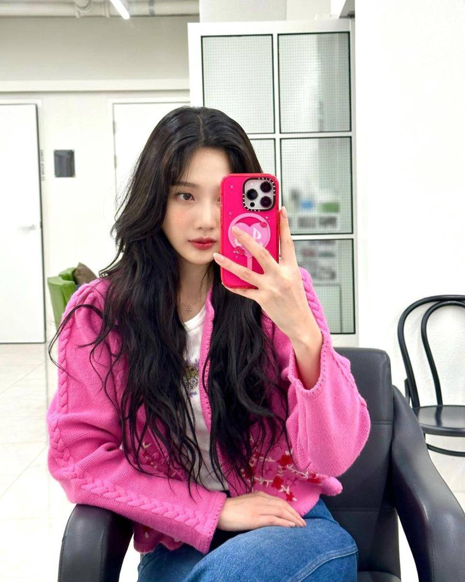 potret Joy RED VELVET (instagram.com/_imyour_joy)