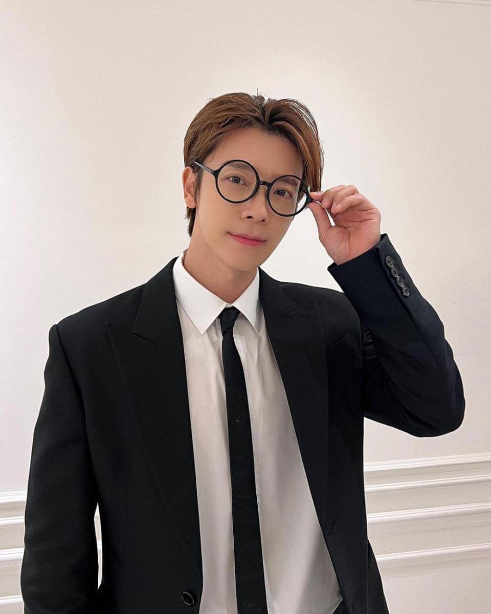 Mark Wang (Lee Dong Hae) di drakor Oh! Young-Sim (instagram.com/leedonghae)