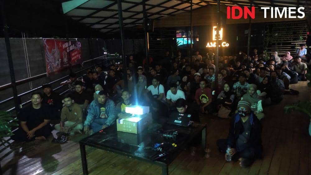 Suasana Nobar Gear 5 di Kota Banda Aceh, Aceh. (IDN Times/Muhammad Saifullah)