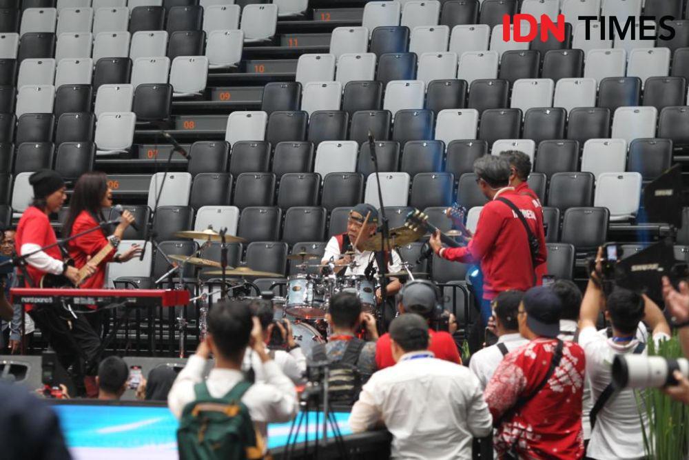 Saat Basuki Hadimuljono Jadi Drummer di Indonesia Arena