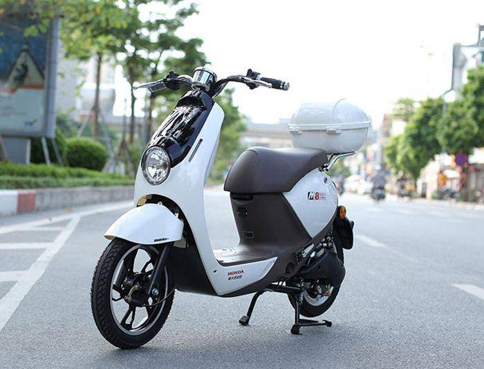 Honda M8 (xebaonam.com)