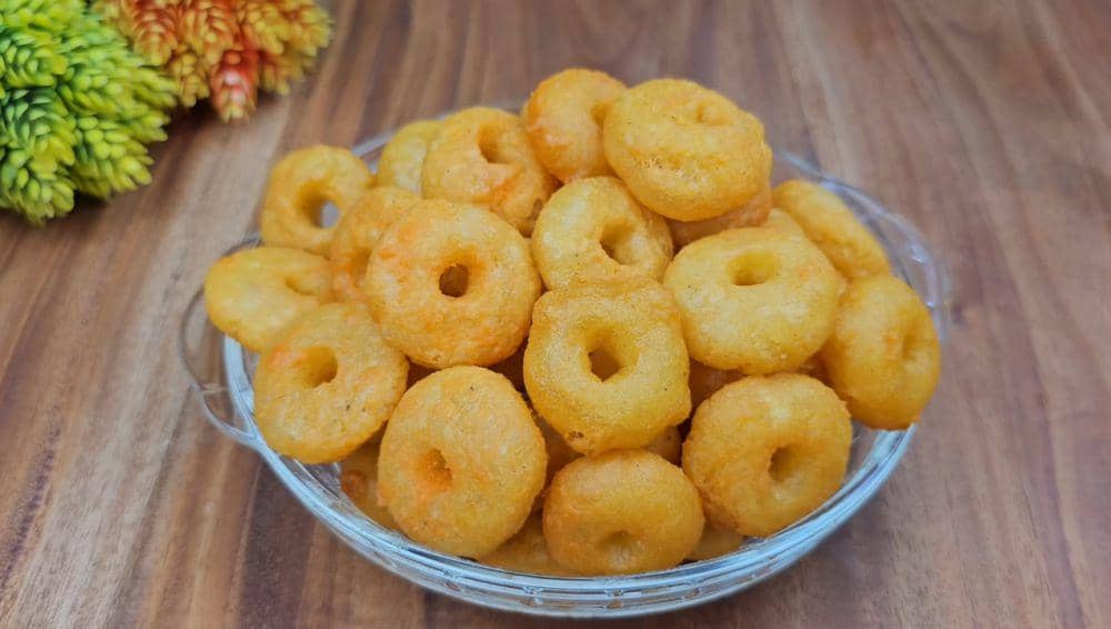 Potret kentang krispi bentuk donat