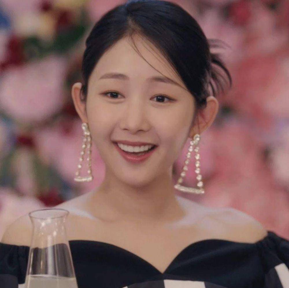 Lee Soo Bin di drama King the Land (instagram.com/fn_ent_)