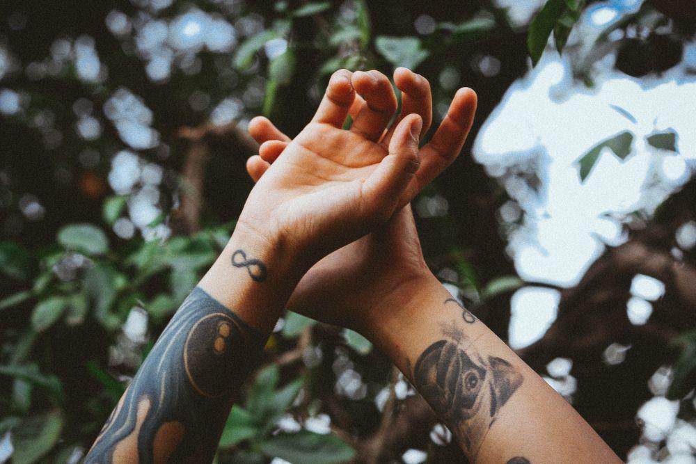 Cara Menghilangkan Tato secara Aman, Bisa Pakai Krim?