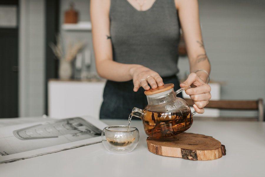 5 Minuman Penghilang Ngantuk Selain Kopi, Efektif Saat Kerja