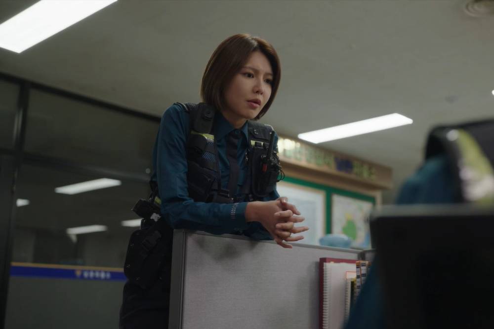 still cut drama Not Others (instagram.com/channel.ena.d)