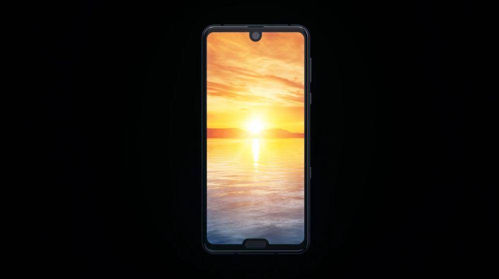potret Sharp Aquos R3 (youtube.com/SHARP AQUOS Mobile)