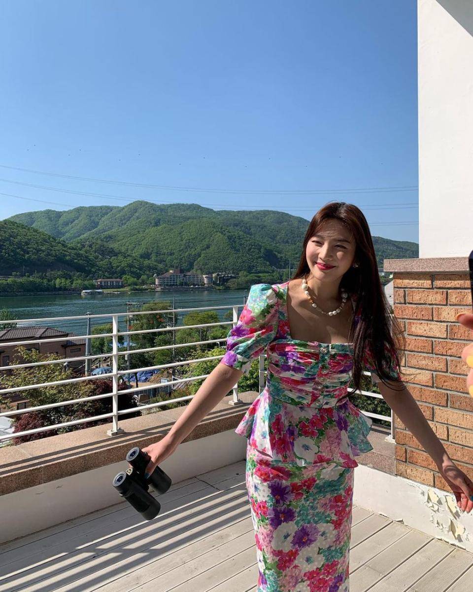 potret Joy Red Velvet (instagram.com/_imyour_joy)
