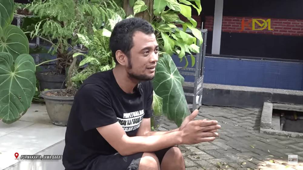 penampilan terbaru Panji Petualang (YouTube.com/KANG DEDI MULYADI CHANNEL)