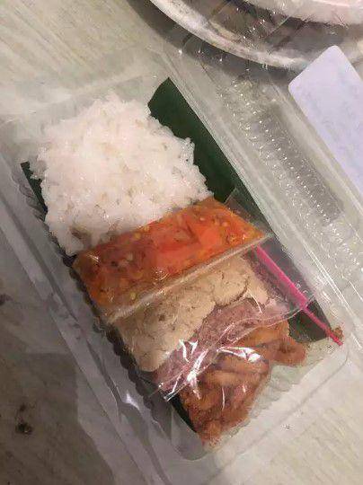 makanan minta dipisah (twitter.com/andhikayuana)