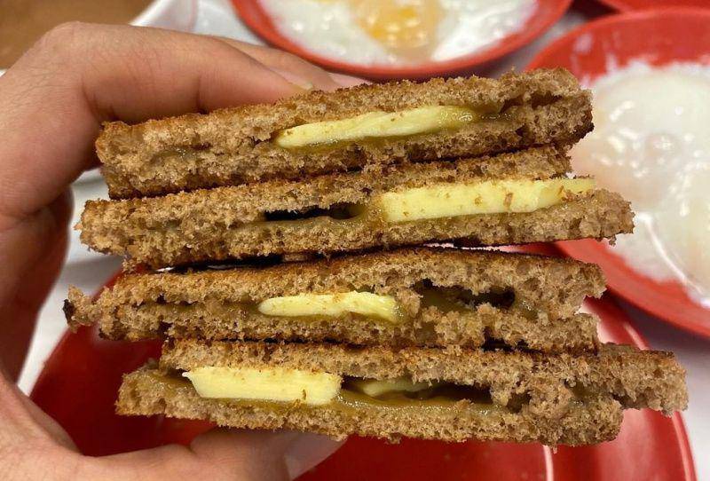 kaya toast dari Ya Kun Kaya Toast (instagram.com/yakunkayatoastsg)