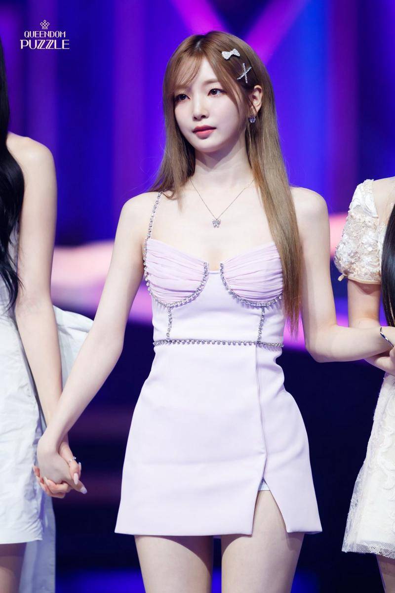 potret Yeonhee Rocket Punch peserta Queendom Puzzle (twitter.com/MnetKR)