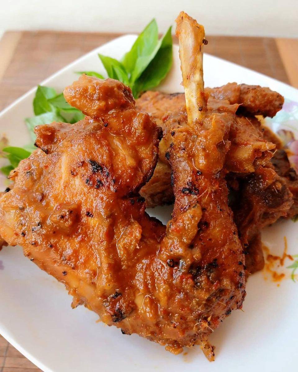 ayam bakar bumbu merah (instagram.com/liliana.wijaya68)