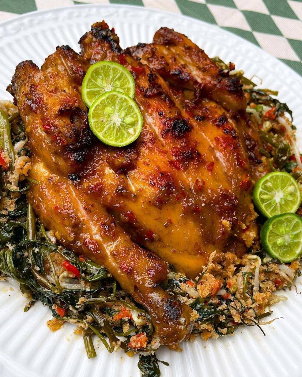 ayam bakar taliwang (instagram.com/sessykitchen)