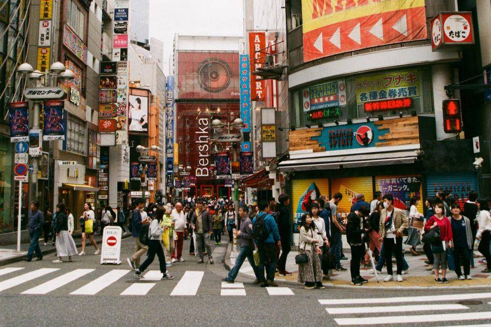 suasana pusat perbelanjaan Shibuya, Tokyo, Jepang. (Pexels.com/Vitalina)