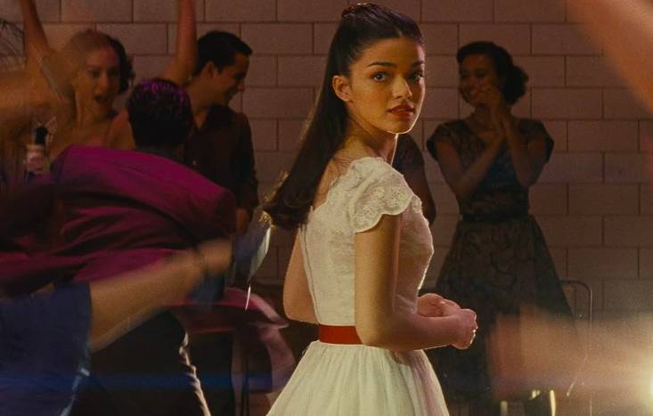 potret Rachel di West Side Story (imdb.com/Rachel Zegler)