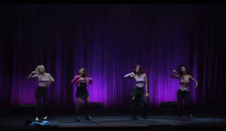 Kiky Saputri Dance Blackpink (Instagram.com/kikysaputri).