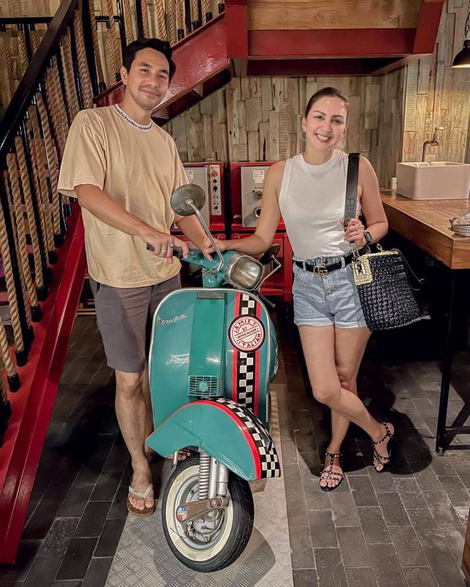 potret Darius Sinathrya dan Donna Agnesia (instagram.com/darius_sinathrya)