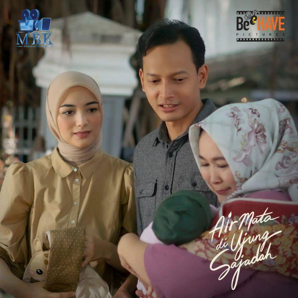 sinopsis Air Mata di Ujung Sajadah (dok. Beehave Pictures dan Multi Buana Kreasindo Production/Air Mata di Ujung Sajadah)