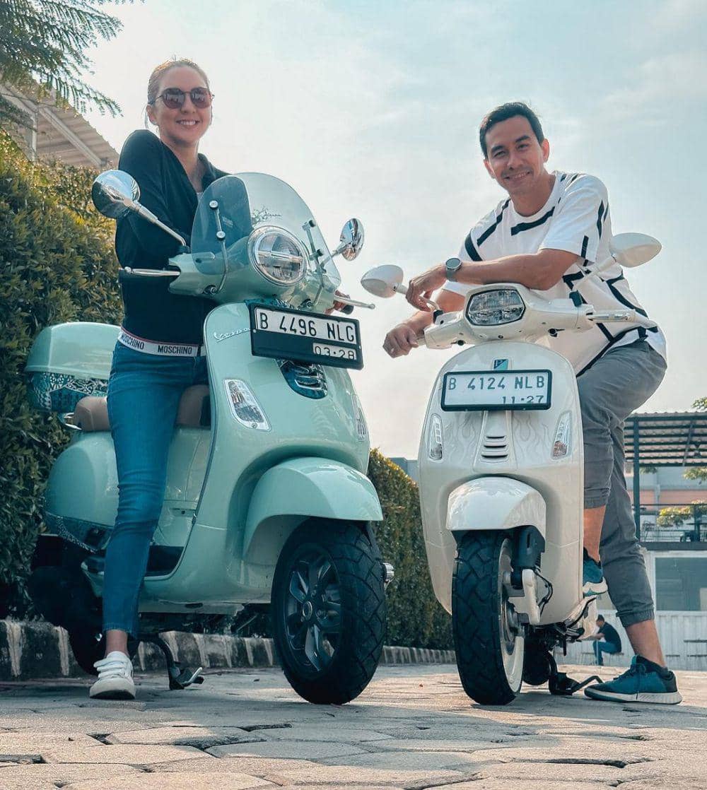 potret Darius Sinathrya dan Donna Agnesia (instagram.com/darius_sinathrya)