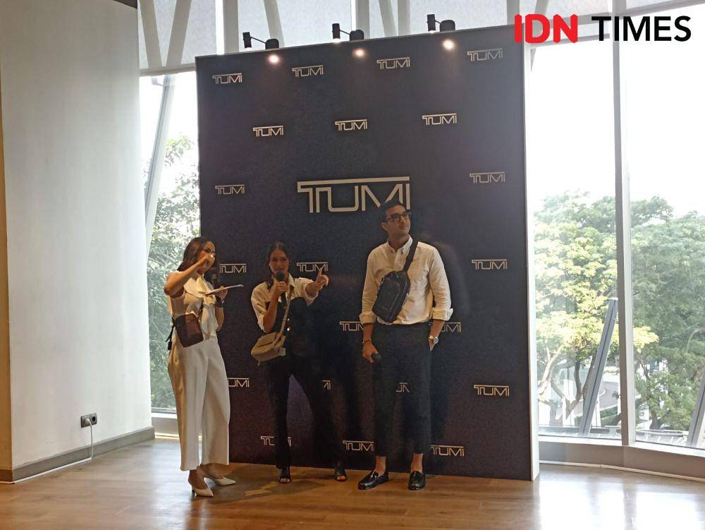Amanda Rawles dan Ibrahim Rasyid, KOL dalam Exclusive Preview TUMI Fall Collection 2023 di Alila SCBD. 9 Agustus 2023. (IDN Times/M. Tarmizi Murdianto)