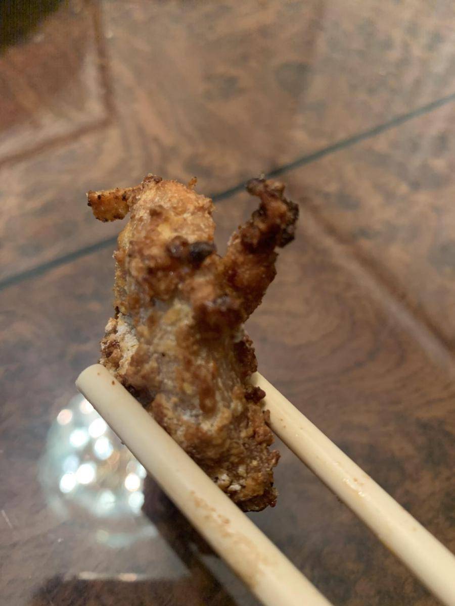 potret bentuk ayam goreng menyerupai sesuatu (reddit.com/user/itzpizzatime)