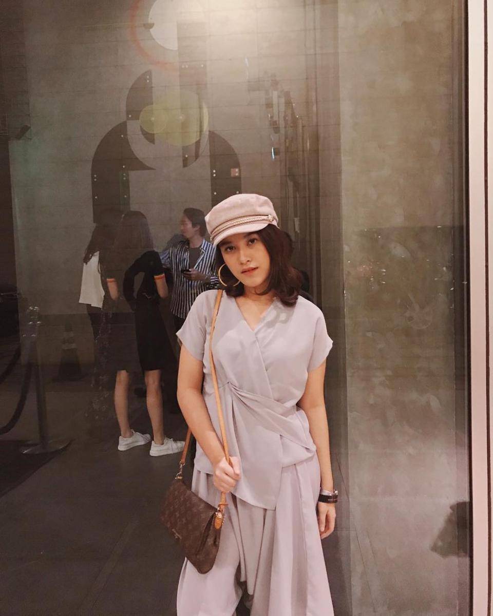 Outfit edgy ala Ashira Zamita (instagram.com/ashirazamita)
