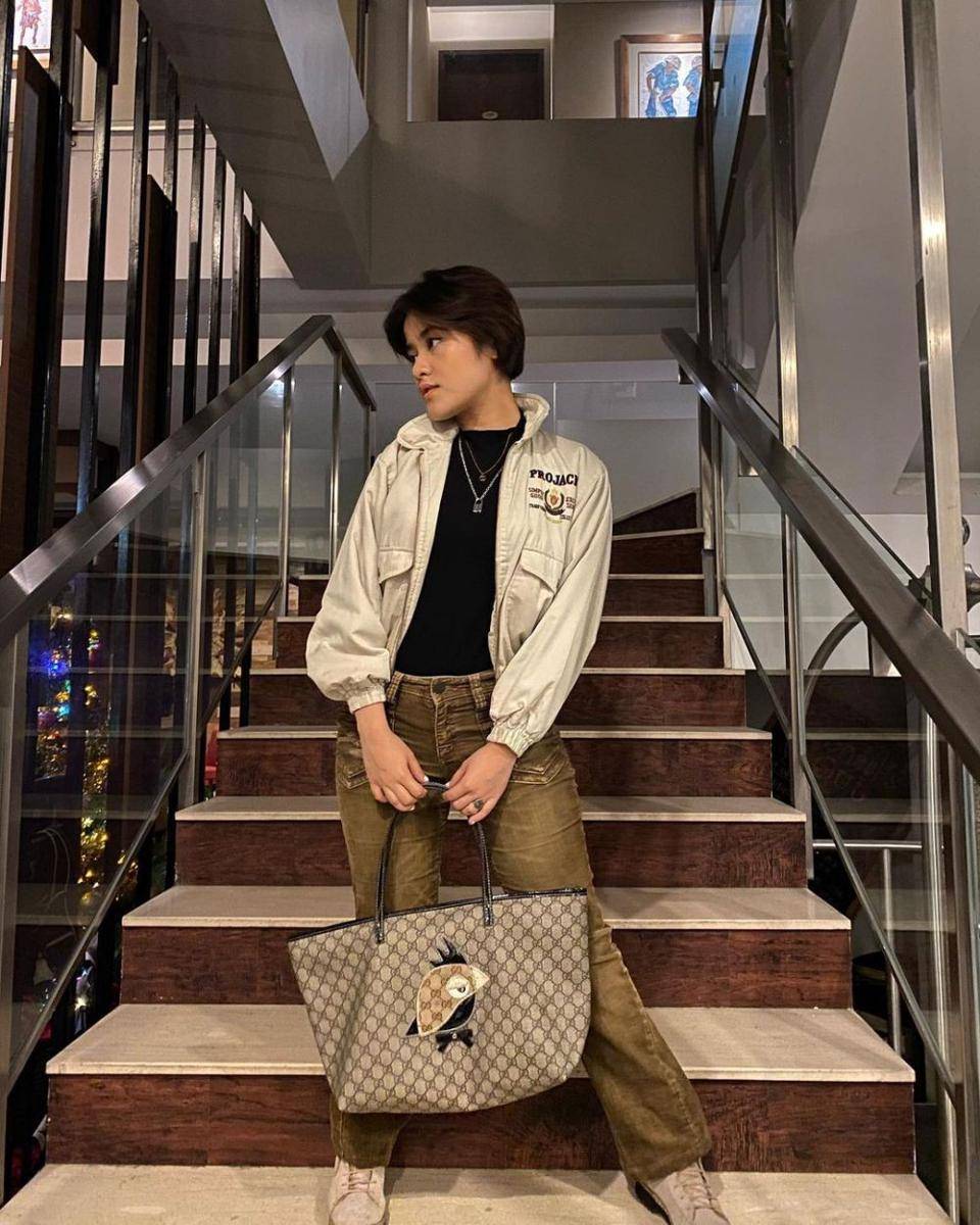 Outfit edgy ala Ashira Zamita (instagram.com/ashirazamita)